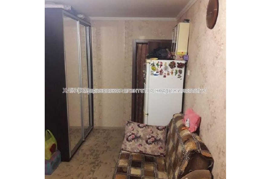 Продам квартиру, Байрона пр-т , 1 кім., 13 м², косметический ремонт 