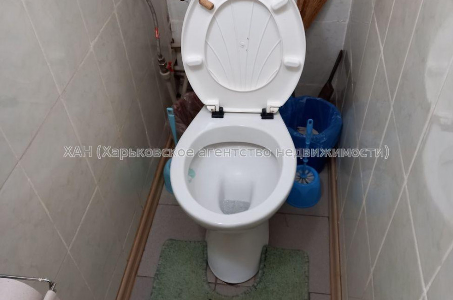 Продам квартиру, Байрона пр-т , 1 кім., 13 м², косметический ремонт 