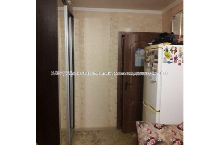 Продам квартиру, Байрона пр-т , 1 кім., 13 м², косметический ремонт 
