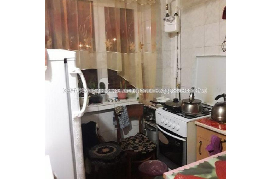 Продам квартиру, Байрона пр-т , 1 кім., 13 м², косметический ремонт 