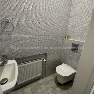 Продам квартиру, Дмитриевская ул. , 3 кім., 92 м², авторский дизайн 