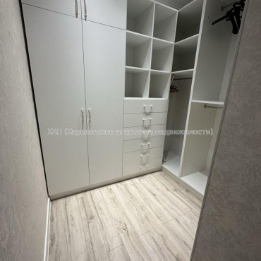 Продам квартиру, Дмитриевская ул. , 3  ком., 92 м², авторский дизайн 