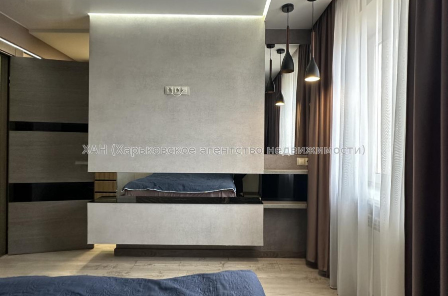 Продам квартиру, Аэрокосмический пр. , 2  ком., 64 м², авторский дизайн 