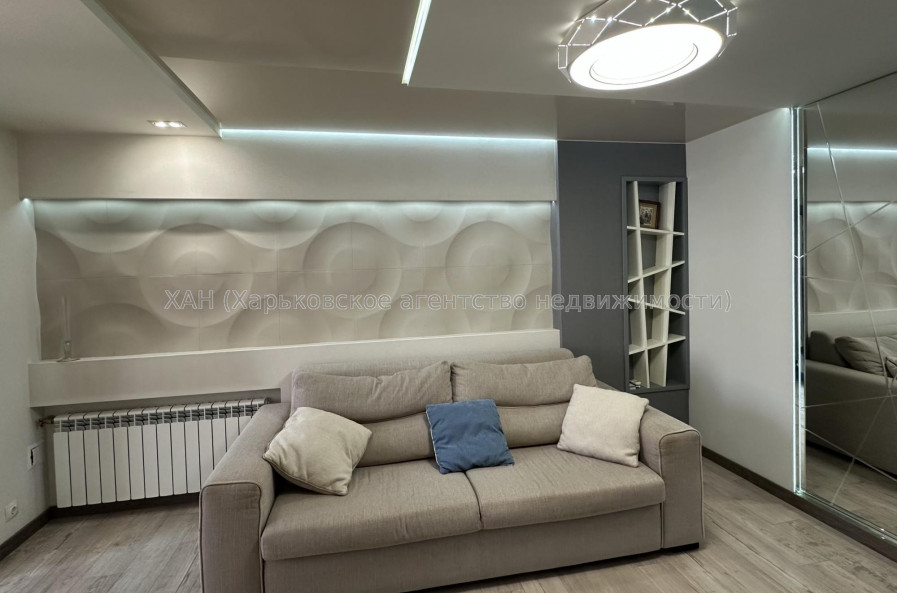 Продам квартиру, Аэрокосмический пр. , 2  ком., 64 м², авторский дизайн 