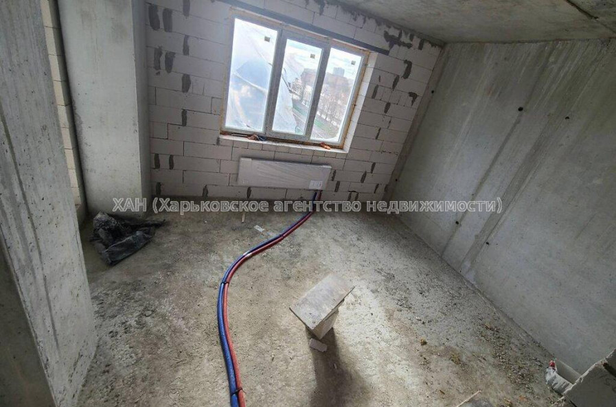 Продам квартиру, Льва Ландау просп. , 1  ком., 52 м², без внутренних работ 