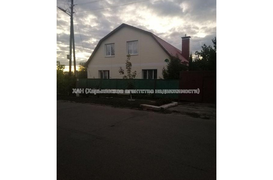 Продам дом, Днестровская ул. , 154 м², 12 сот., косметический ремонт 