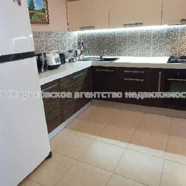 Продам квартиру, Михаила Семенко ул. , 4  ком., 142 м², авторский дизайн 