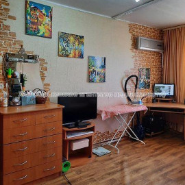 Продам квартиру, Героев Сталинграда просп. , 1  ком., 26 м², косметический ремонт