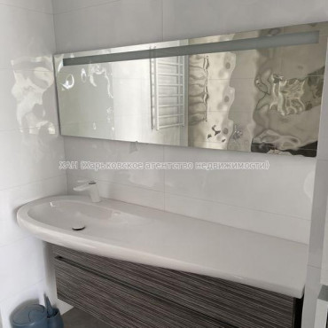 Продам квартиру, Героев Небесной сотни площ. , 1  ком., 57 м², евроремонт 