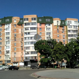 Продам квартиру, Героев Небесной сотни площ. , 1  ком., 57 м², евроремонт