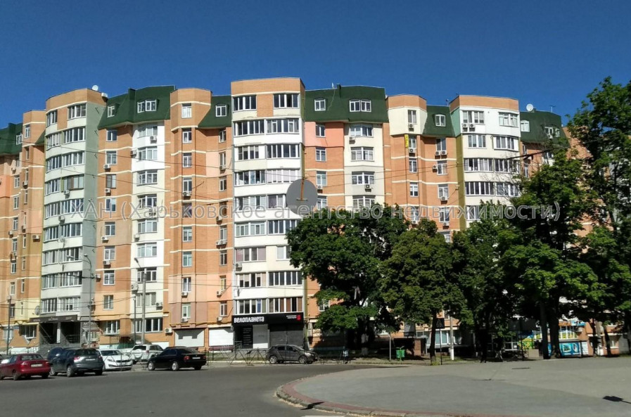 Продам квартиру, Героев Небесной сотни площ. , 1  ком., 57 м², евроремонт 