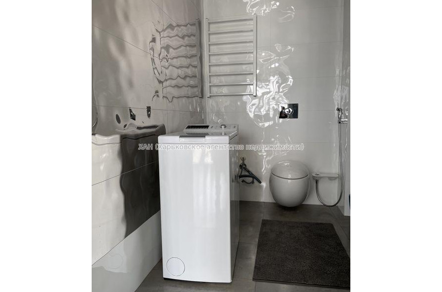 Продам квартиру, Героев Небесной сотни площ. , 1  ком., 57 м², евроремонт 
