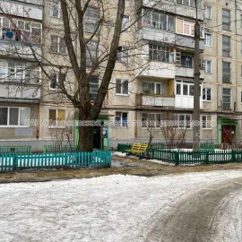 Продам квартиру, Светлая ул. , 3  ком., 61 м², советский ремонт
