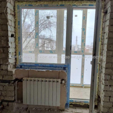 Продам квартиру, Лесопарковский 1-й пер. , 2  ком., 48 м², без внутренних работ 