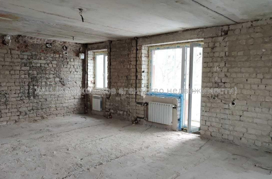 Продам квартиру, Лесопарковский 1-й пер. , 2 кім., 48 м², без внутренних работ 