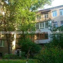 Продам квартиру, Чичибабина Бориса ул. , 2  ком., 51 м², без ремонта