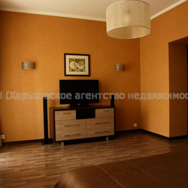 Продам квартиру, Сумская ул. , 2  ком., 53 м², евроремонт 