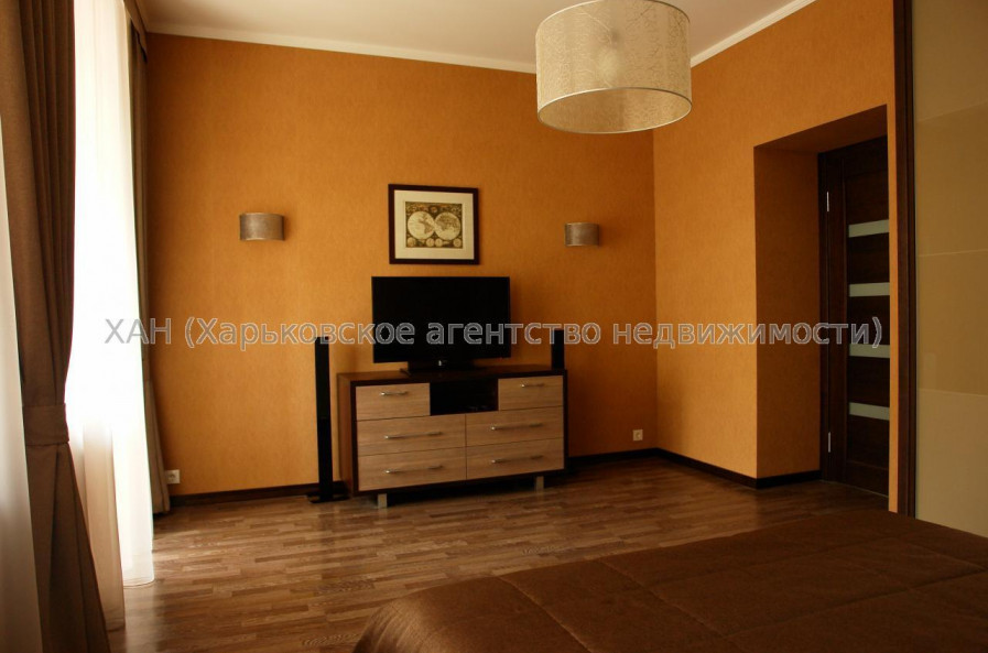 Продам квартиру, Сумская ул. , 2  ком., 53 м², евроремонт 
