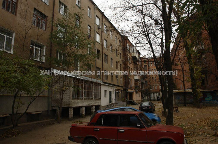 Продам квартиру, Сумская ул. , 2  ком., 53 м², евроремонт 