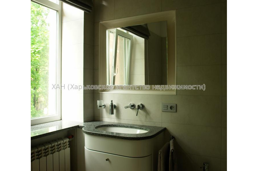 Продам квартиру, Сумская ул. , 2  ком., 53 м², евроремонт 