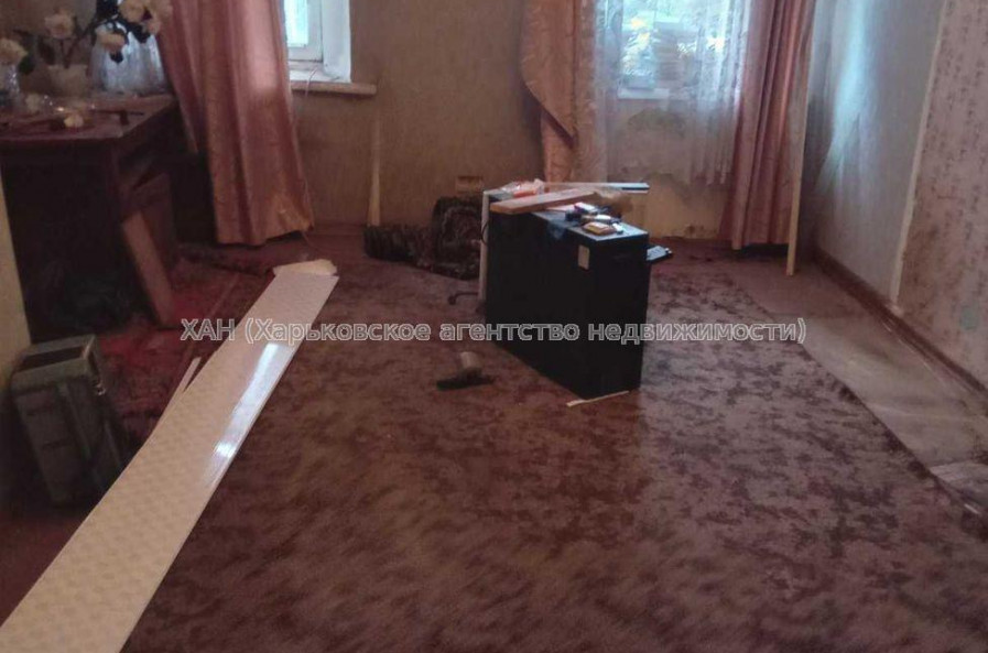 Продам квартиру, Воскресенская ул. , 14 , 1  ком., 33.50 м², советский ремонт 