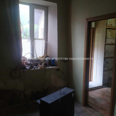 Продам квартиру, Воскресенская ул. , 14 , 1  ком., 33.50 м², советский ремонт 