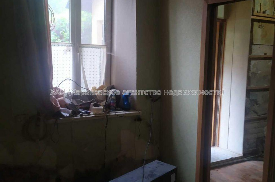 Продам квартиру, Воскресенская ул. , 14 , 1 кім., 33.50 м², советский ремонт 