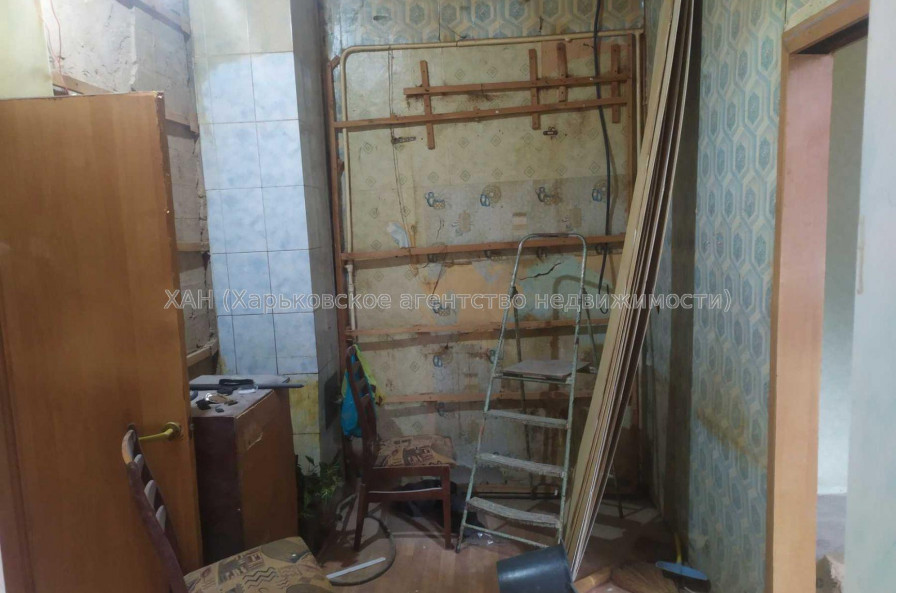 Продам квартиру, Воскресенская ул. , 14 , 1 кім., 33.50 м², советский ремонт 