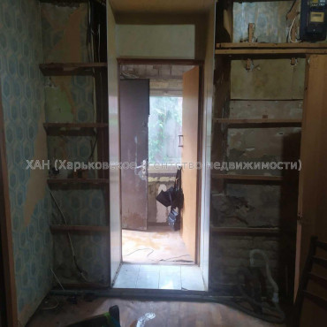 Продам квартиру, Воскресенская ул. , 14 , 1  ком., 33.50 м², советский ремонт 