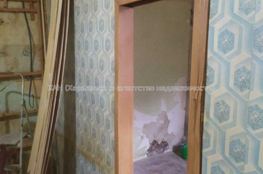 Продам квартиру, Воскресенская ул. , 14 , 1 кім., 33.50 м², советский ремонт 