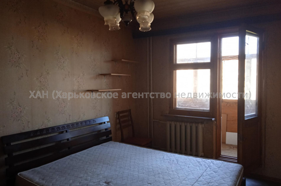 Продам квартиру, Гагарина просп. , 2  ком., 44 м², советский ремонт 