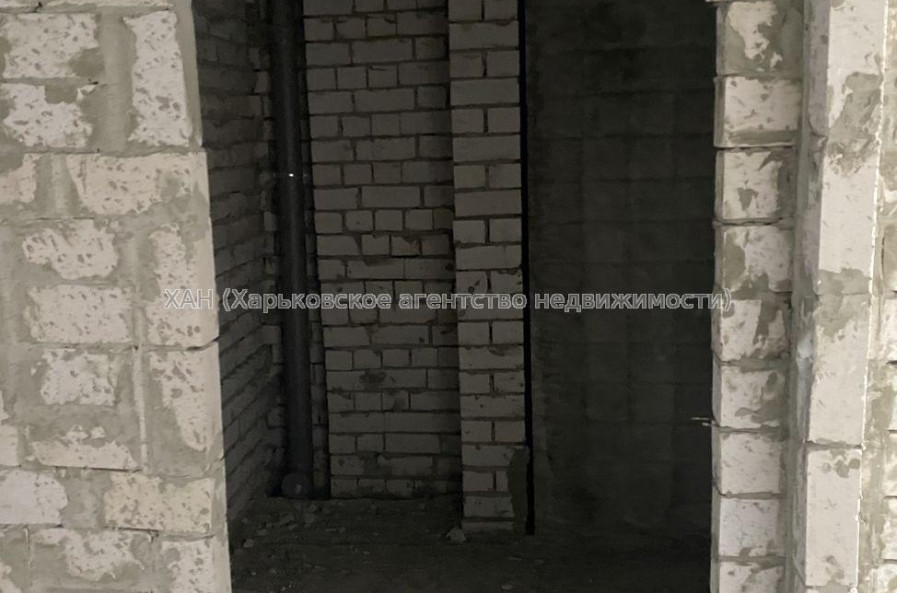 Продам квартиру, Полтавский Шлях ул. , 1 кім., 36 м², без внутренних работ 