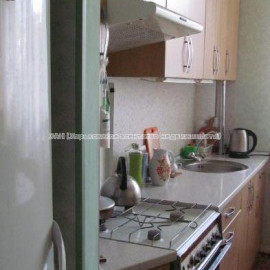 Продам квартиру, Морозова ул. , 2 кім., 57 м², советский ремонт