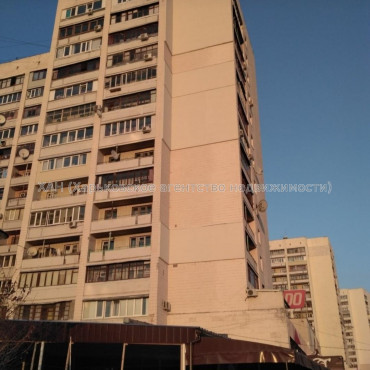 Продам квартиру, 23 Августа ул. , 2  ком., 46 м², без ремонта 