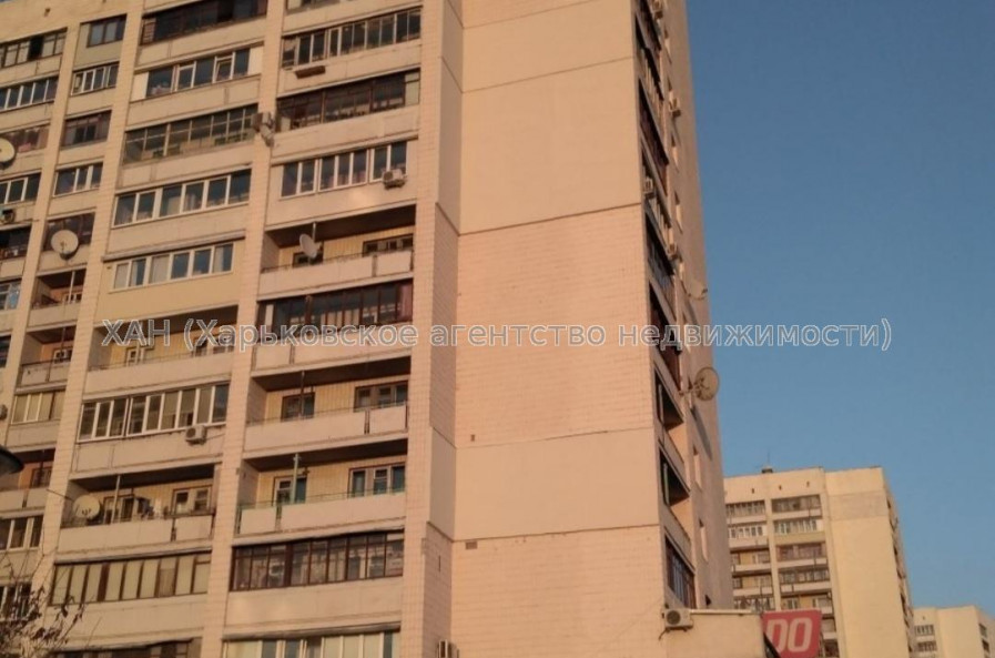 Продам квартиру, 23 Августа ул. , 2  ком., 46 м², без ремонта 