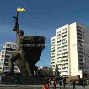 Продам квартиру, 23 Августа ул. , 2  ком., 46 м², без ремонта 