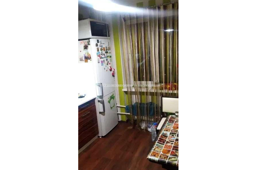 Продам квартиру, Александровский просп. , 1  ком., 40 м², косметический ремонт 