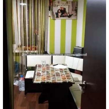 Продам квартиру, Александровский просп. , 1  ком., 40 м², косметический ремонт 