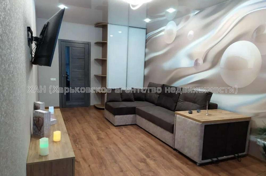 Продам квартиру, Зерновая ул. , 1 кім., 48 м², евроремонт 