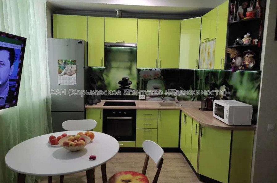 Продам квартиру, Новоалександровская ул. , 1  ком., 30 м², капитальный ремонт 