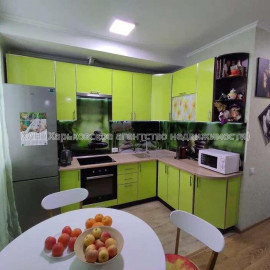 Продам квартиру, Новоалександровская ул. , 1  ком., 30 м², капитальный ремонт