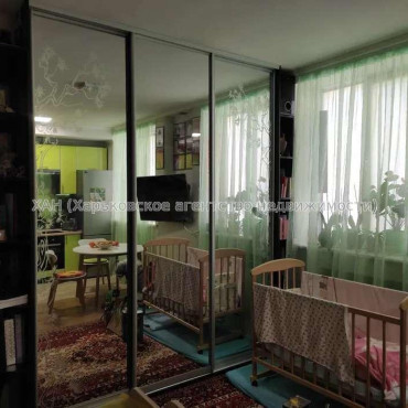 Продам квартиру, Новоалександровская ул. , 1  ком., 30 м², капитальный ремонт 