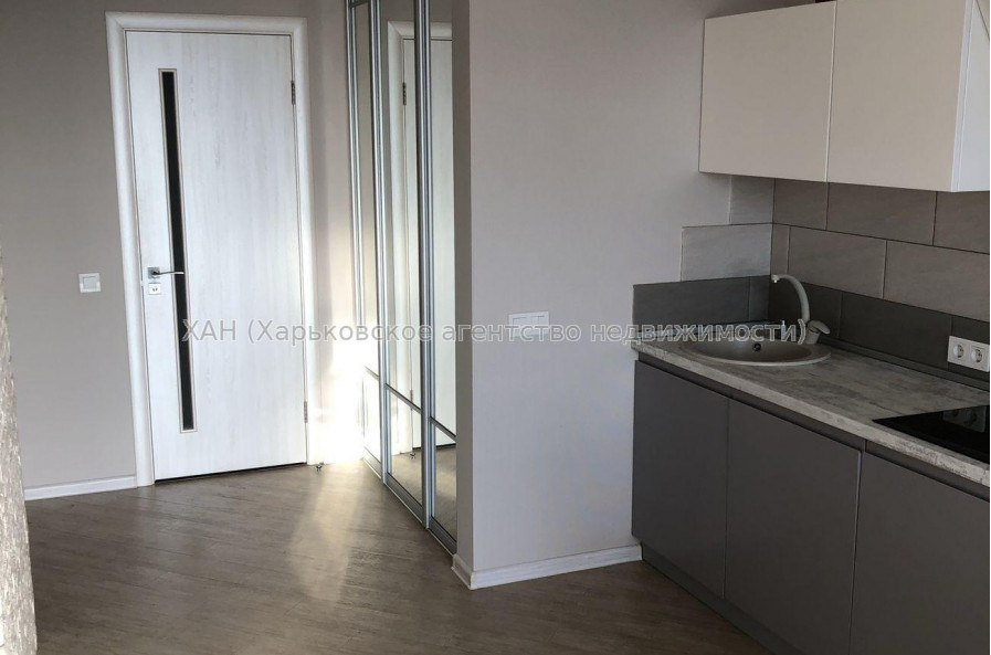 Продам квартиру, Григоровское шоссе , 1 кім., 50 м², евроремонт 