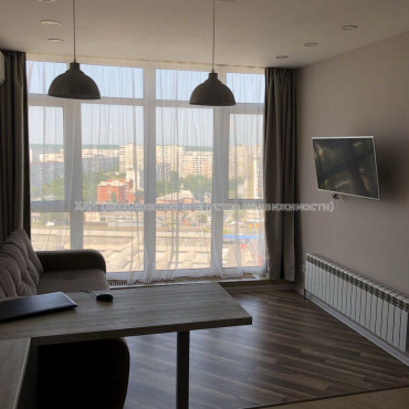 Продам квартиру, Григоровское шоссе , 1 кім., 50 м², евроремонт 