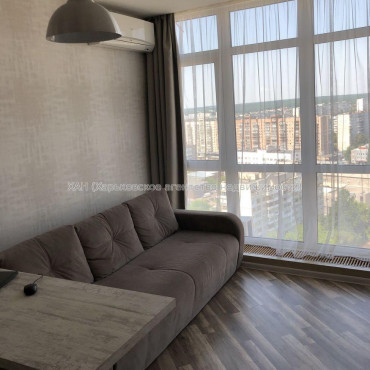 Продам квартиру, Григоровское шоссе , 1 кім., 50 м², евроремонт 
