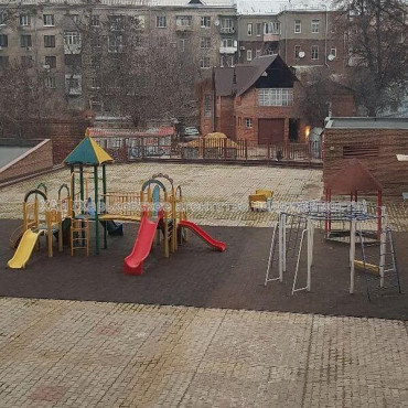 Продам квартиру, Чернышевская ул. , 4 кім., 150 м², авторский дизайн 