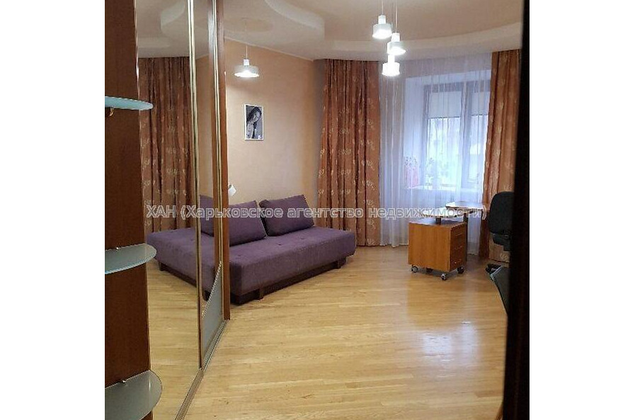 Продам квартиру, Чернышевская ул. , 4 кім., 150 м², авторский дизайн 