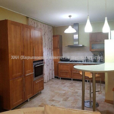 Продам квартиру, Чернышевская ул. , 4 кім., 150 м², авторский дизайн 