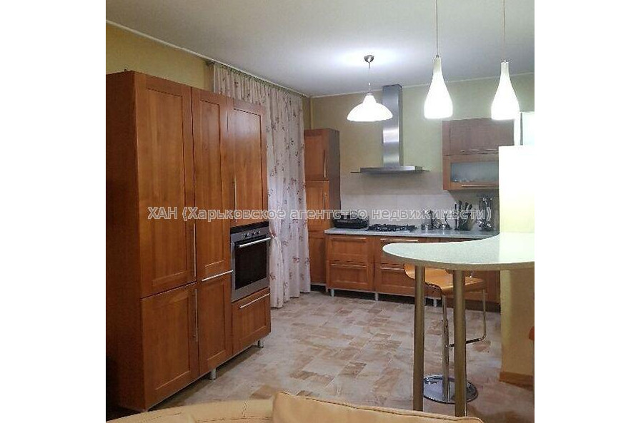 Продам квартиру, Чернышевская ул. , 4 кім., 150 м², авторский дизайн 
