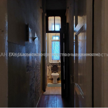 Продам квартиру, Кандаурова ул. , 3  ком., 85 м², косметический ремонт 